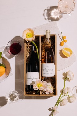 2-Bottle Rosé & Pinot Noir Gift Set