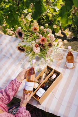 2-Bottle Pink Wax Rosé Gift Set